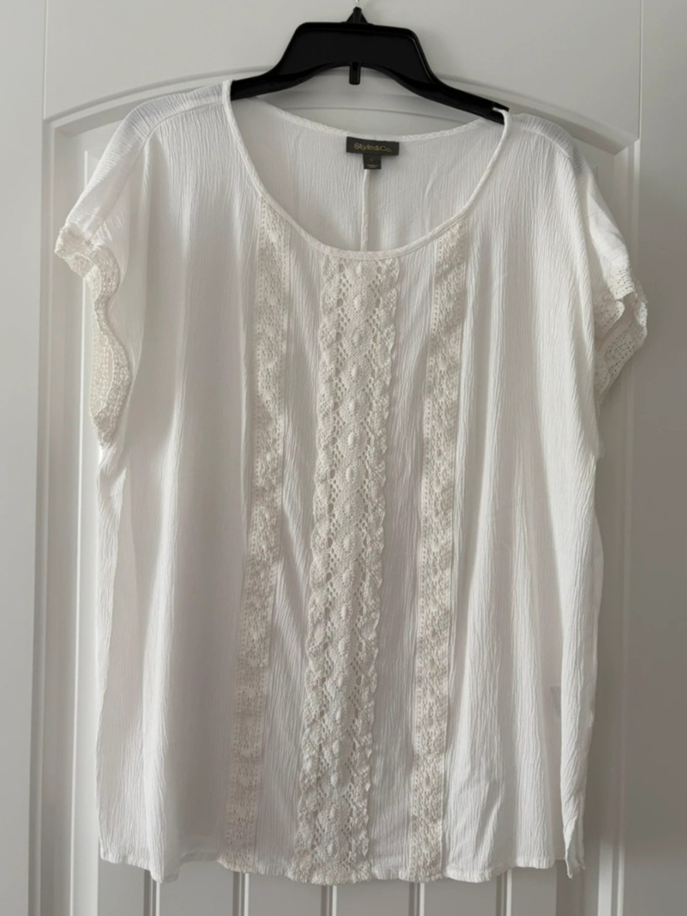 Style & Co. White Lace-Front Short Sleeve Blouse